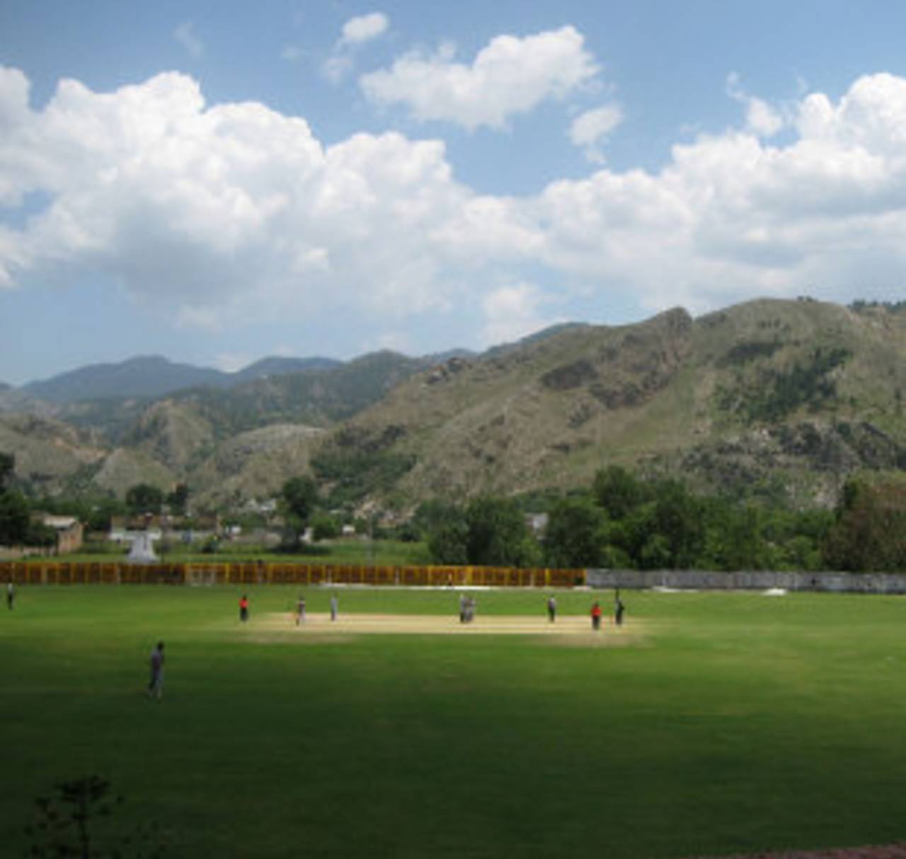 The Pakistan players play a practice game at Abbottabad, Abbottabad, May 7, 2013  