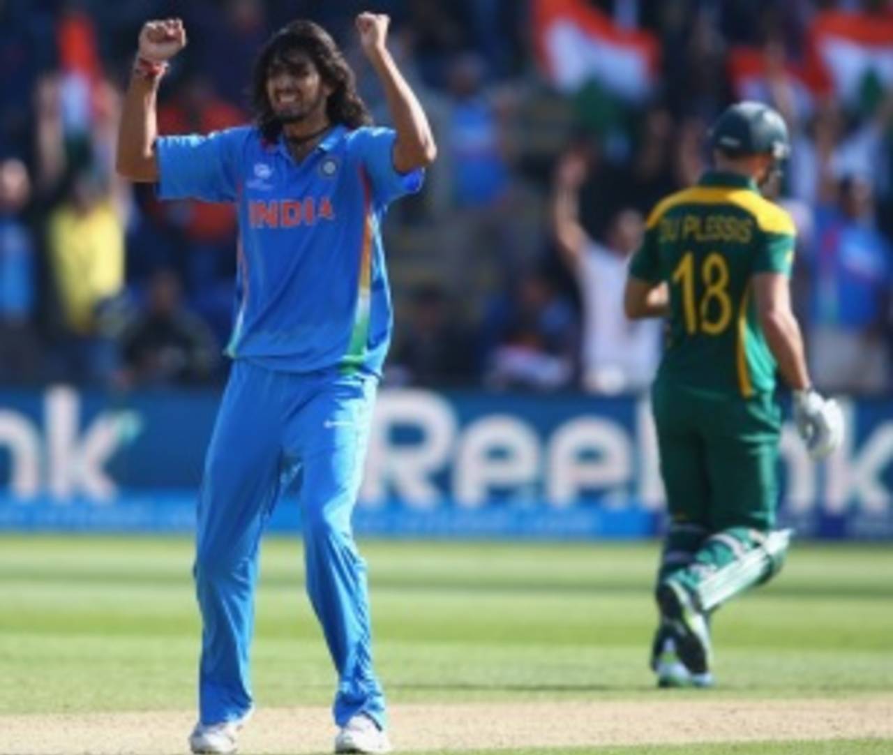 Ishant Sharma celebrates the wicket of Faf du Plessis, India v South Africa, Champions Trophy, Group B, Cardiff, June 6, 2013