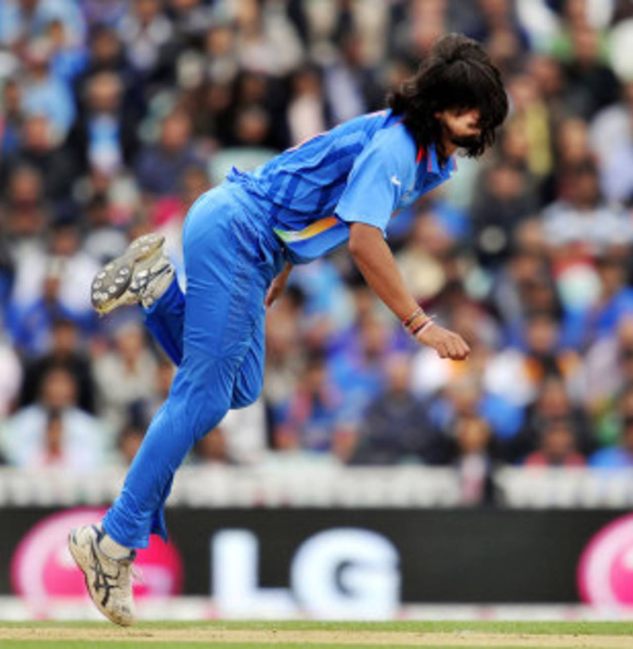 Ishant Sharma in his delivery stride, India v West Indies, Champions Trophy, Group B, The Oval, June 11, 2013