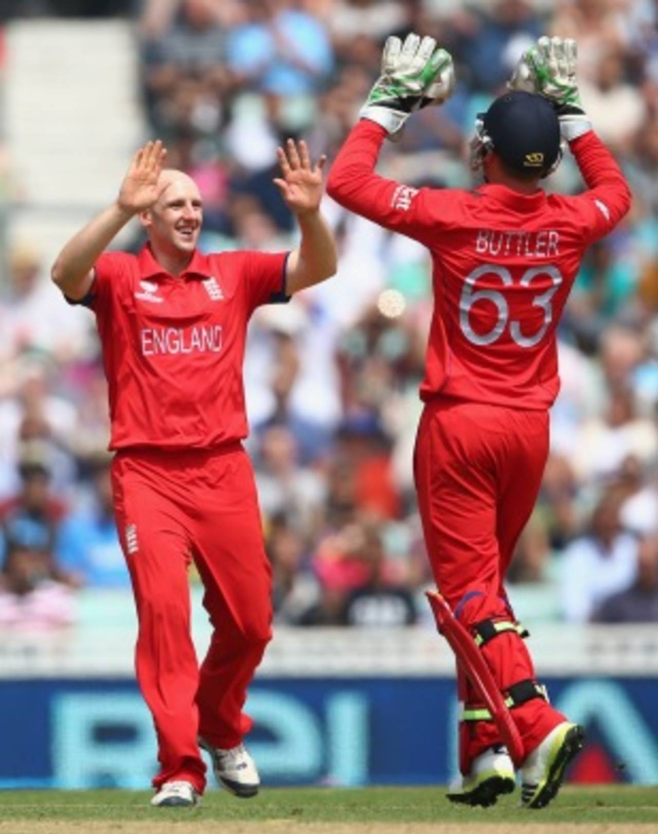 Gently does it: James Tredwell's three wickets helped England into the final&nbsp;&nbsp;&bull;&nbsp;&nbsp;Getty Images