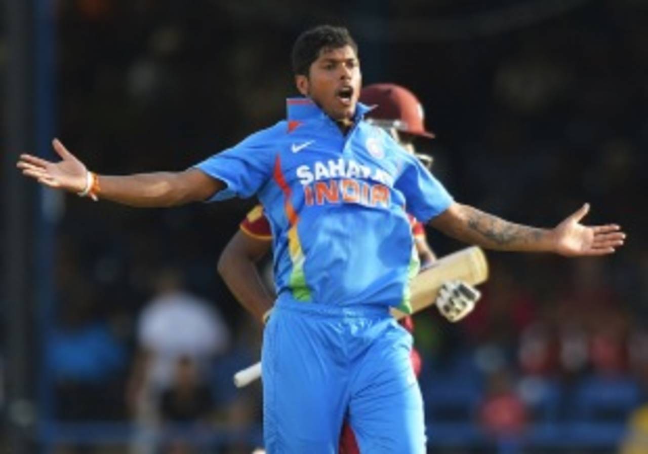 Umesh Yadav is excited after dismissing Dwayne Bravo, West Indies v India, West Indies tri-series, Port of Spain, July 5, 2013