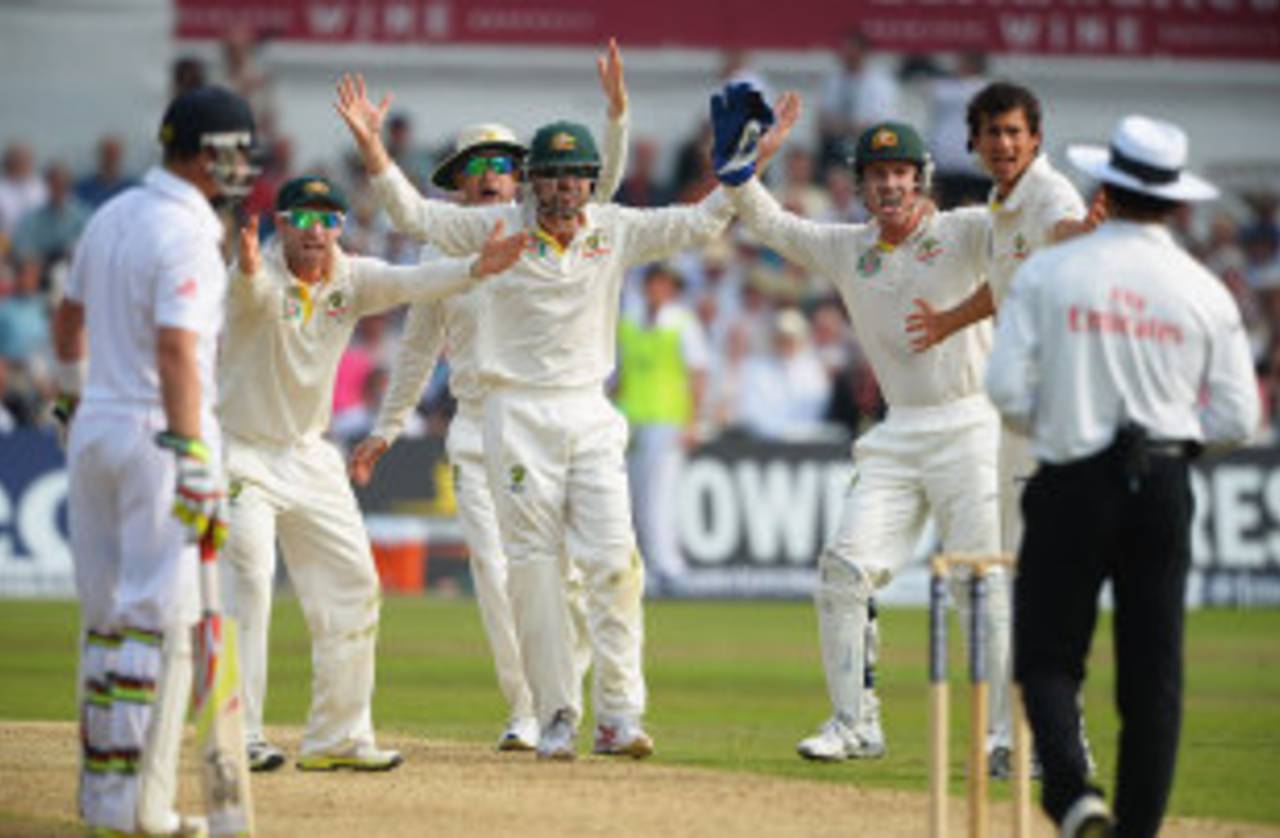 Australia couldn't believe it when Stuart Broad was given not out&nbsp;&nbsp;&bull;&nbsp;&nbsp;Getty Images
