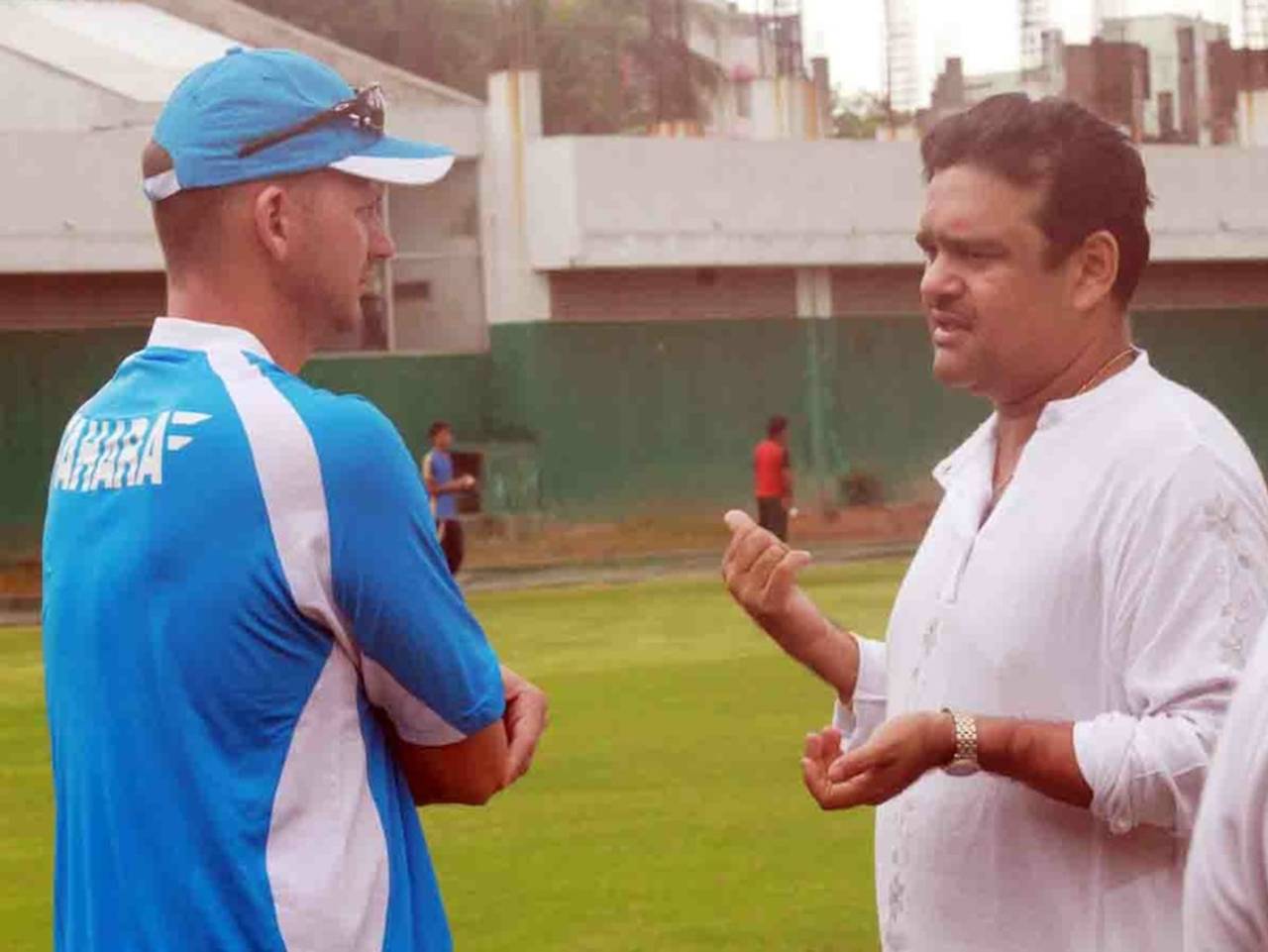 Shane Jurgensen speaks to chief selector Akram Khan, Mirpur, July 14, 2013