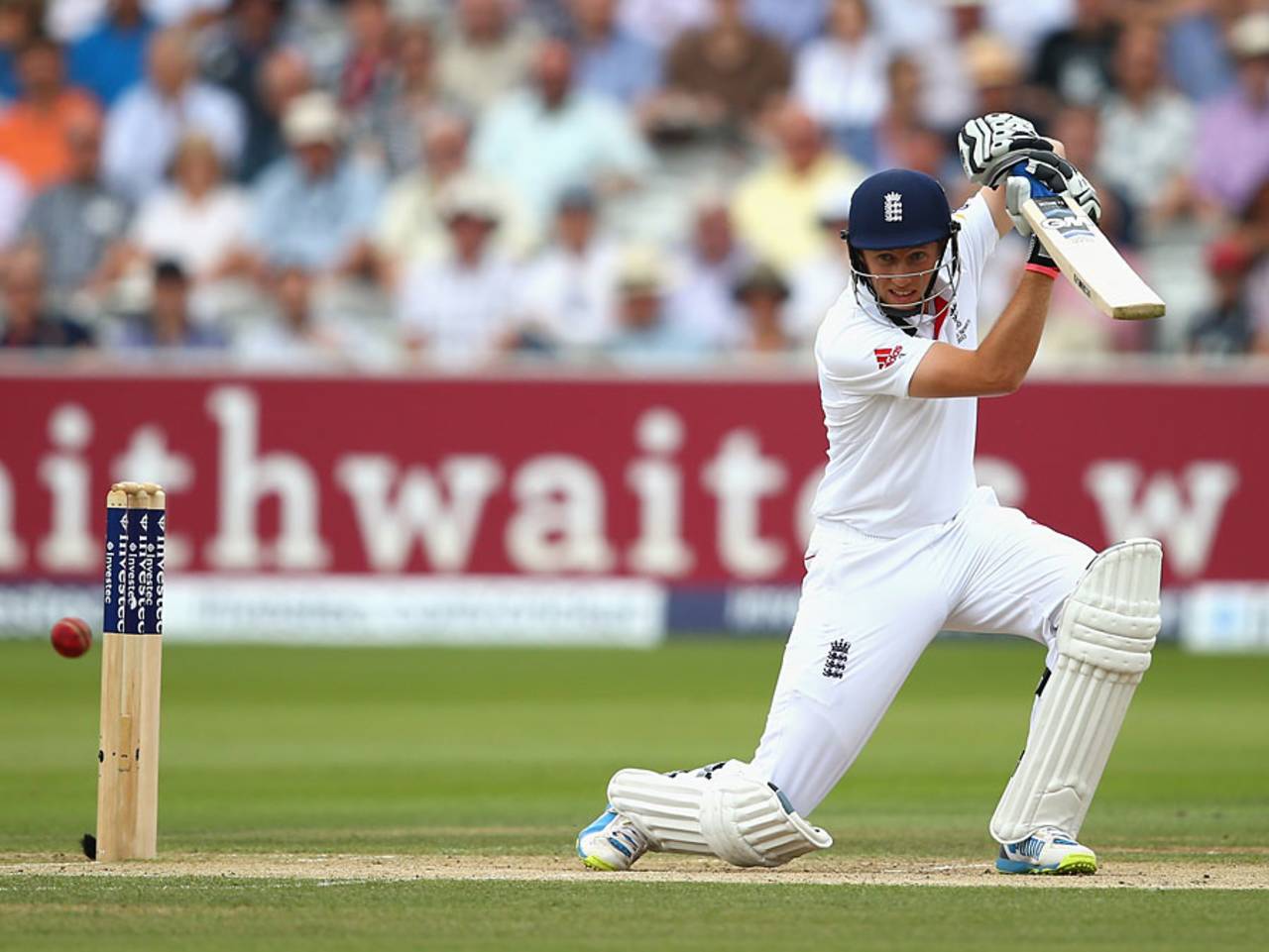 Joe Root gets well forward to drive, England v Australia, 2nd Investec Test, Lord's, 3rd day, July 20, 2013