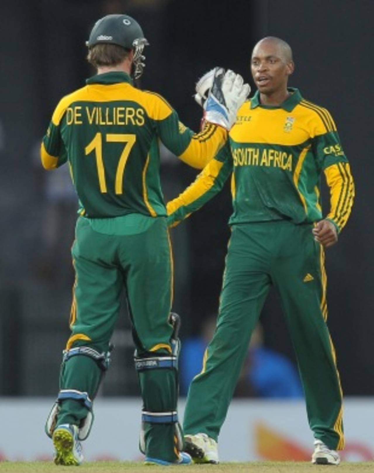 AB de Villiers said Aaron Phangiso bowled well at the death in the first ODI&nbsp;&nbsp;&bull;&nbsp;&nbsp;AFP