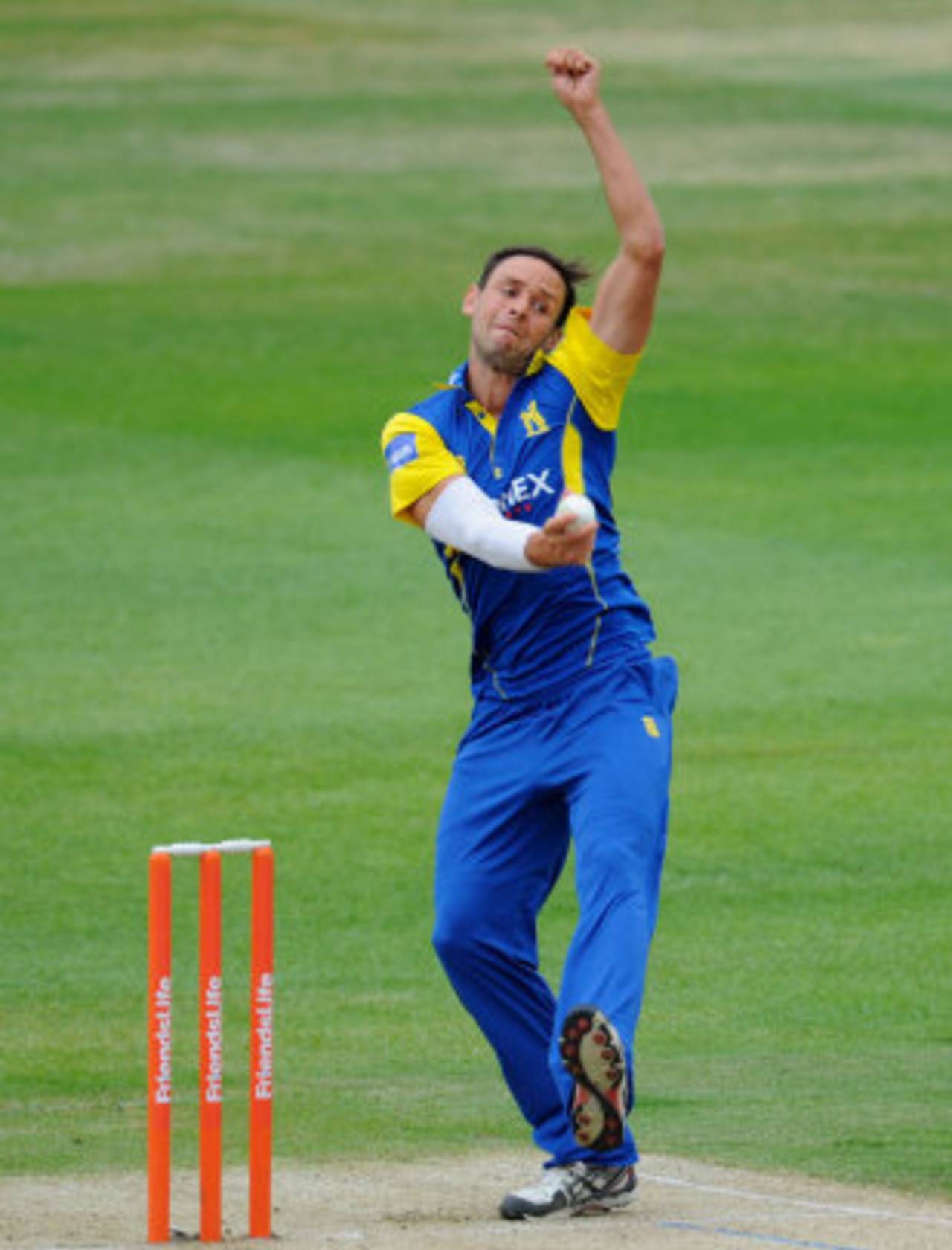 Steffan Piolet took three wickets and a run out, Warwickshire v Northamptonshire, FLt20, Mid/West/Wales, Edgbaston, July 20, 2103