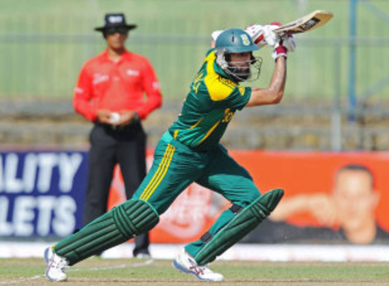 Hashim Amla drives the ball through the covers, Sri Lanka v South Africa, 4th ODI, Pallekele, July 28, 2013