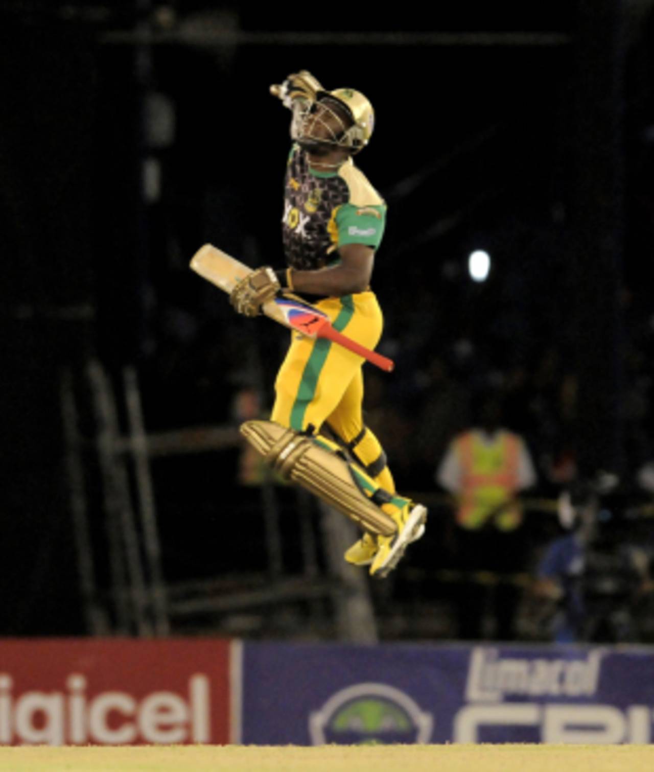 Andre Russell smoked 29 not out off 6 to win the game,  Jamaica Tallawahs v Barbados Tridents, Caribbean Premier League 2013, 2nd semi-final, Port-of-Spain, August 23, 2013