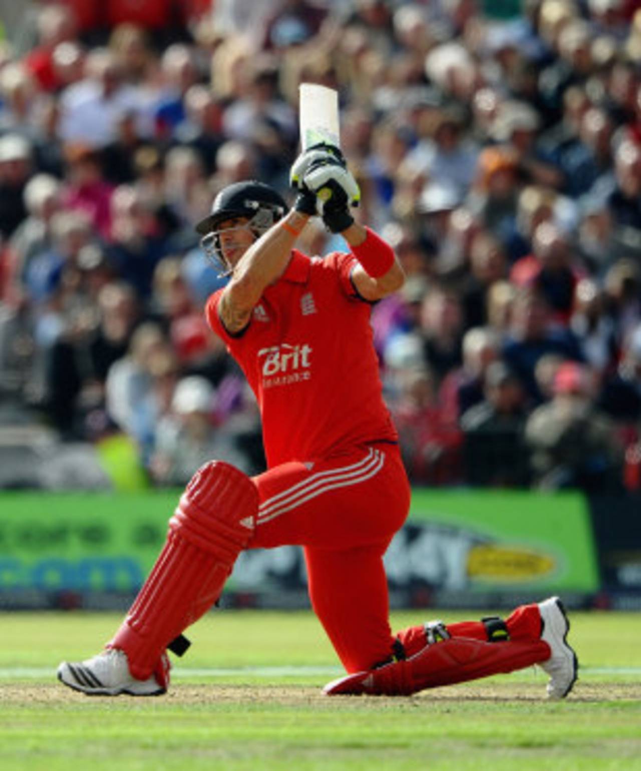 Kevin Pietersen struck six fours and two sixes, England v Australia, 2nd NatWest ODI, Old Trafford, September 8, 2013