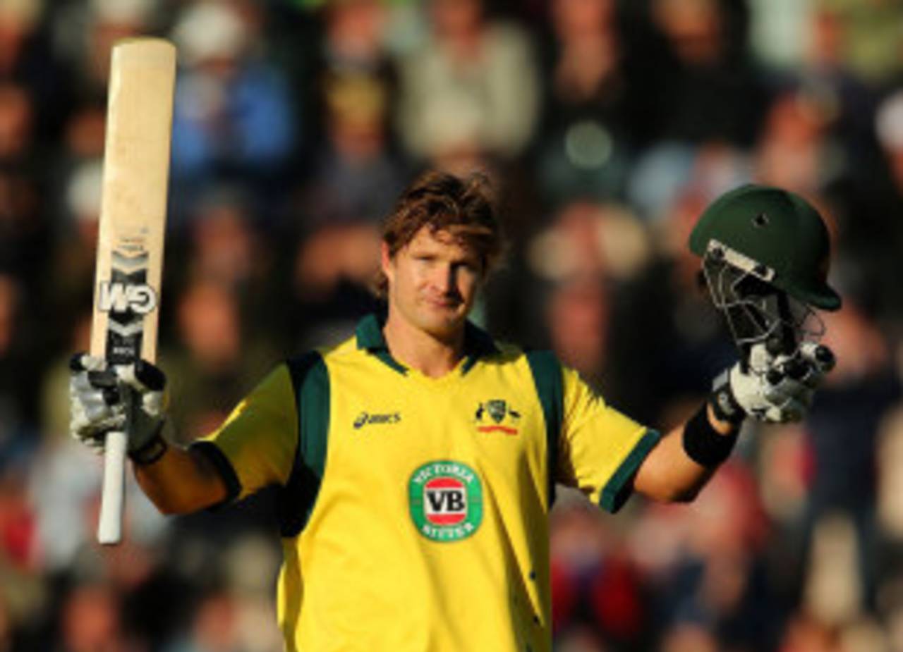 Shane Watson: the setting sun brings out his logos really nicely&nbsp;&nbsp;&bull;&nbsp;&nbsp;Getty Images