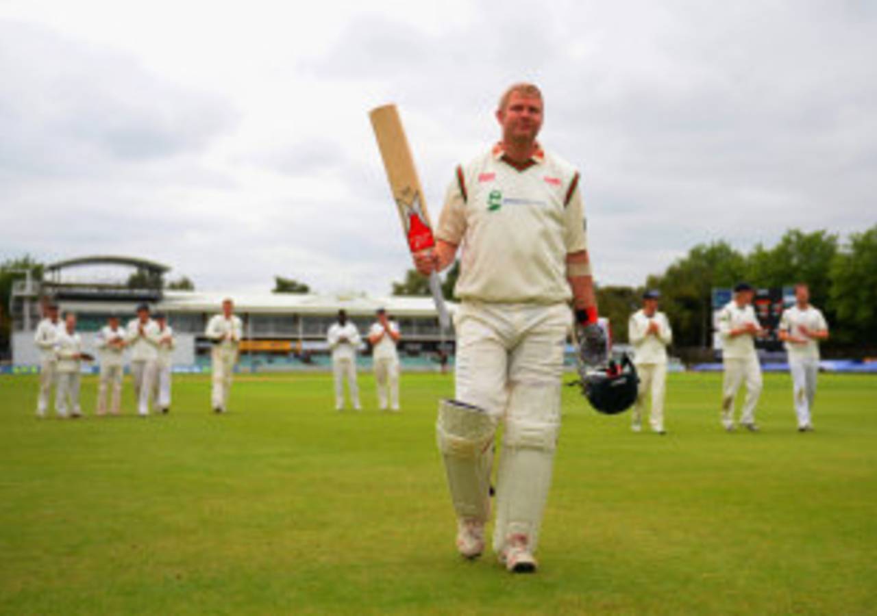 Matthew Hoggard was applauded off the field in his last match, Leicestershire v Hampshire, County Championship, Division Two, Grace Road, 4th day, September 20, 2013