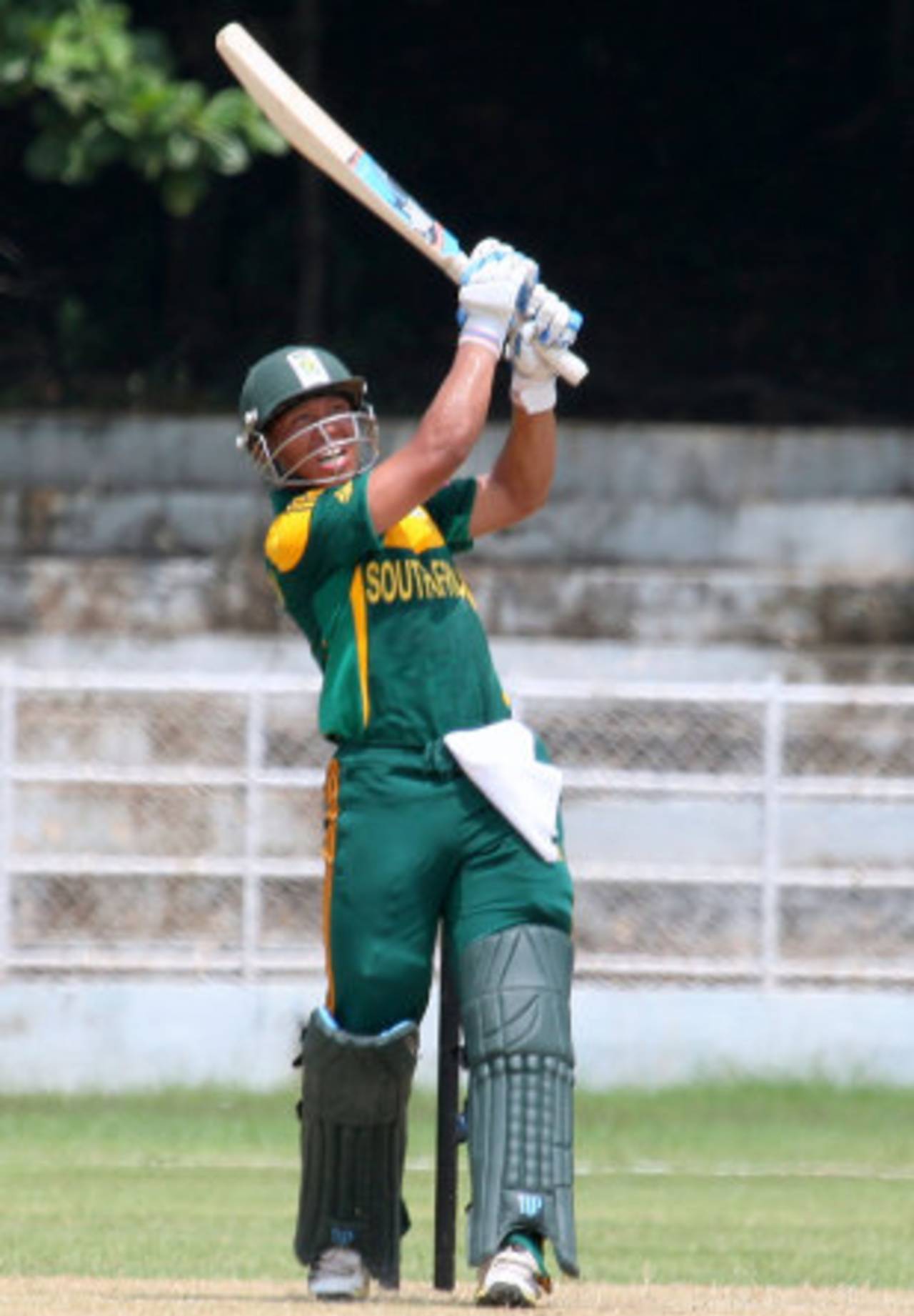 Clyde Fortuin smashed 54 to power South Africa home inside 13 overs&nbsp;&nbsp;&bull;&nbsp;&nbsp;BCCI
