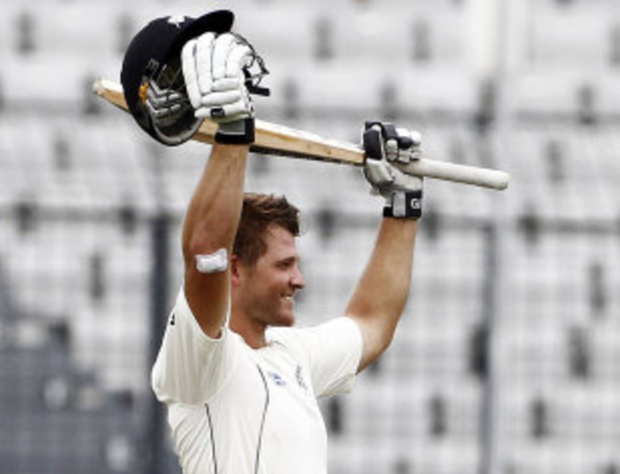 Corey Anderson celebrates his maiden Test hundred, Bangladesh v New Zealand, 2nd Test, 3rd day, Mirpur, October 23, 2013