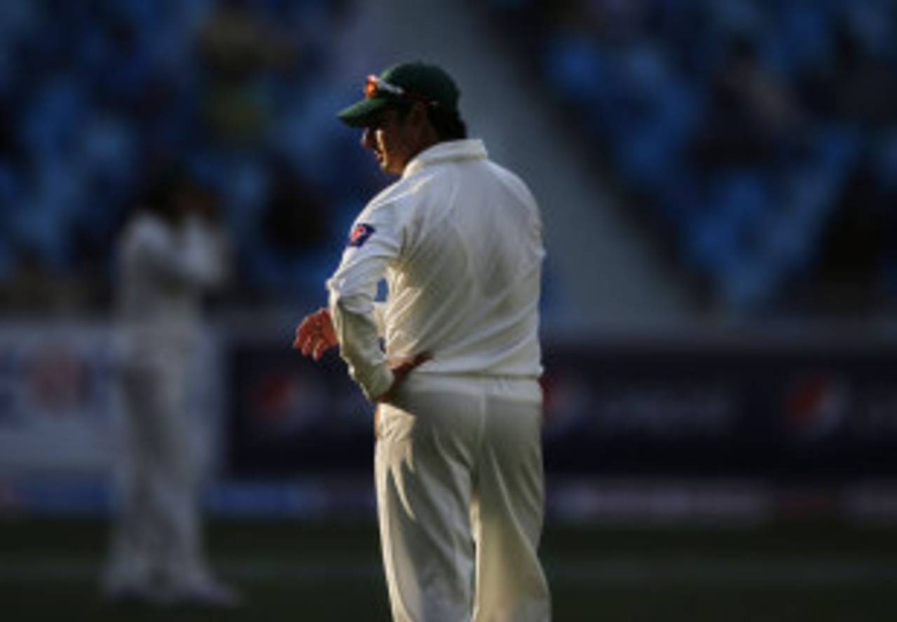Saeed Ajmal went wicketless on the second day, Pakistan v South Africa, 2nd Test, Dubai, 2nd day, October 24, 2013