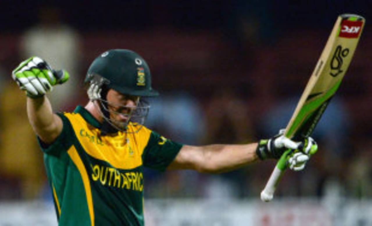 AB de Villiers celebrates his 15th ODI ton, Pakistan v South Africa, 5th ODI, Sharjah, November 11, 2013