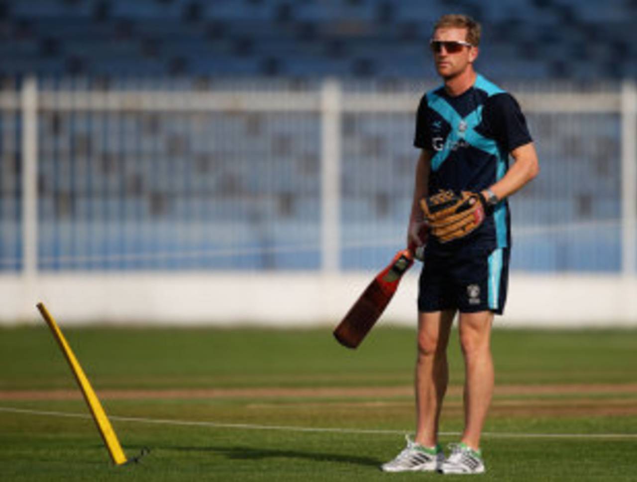 Scotland coach Paul Collingwood runs through some drills, Bermuda v Scotland, ICC World Twenty20 Qualifier, Sharjah, November 15, 2013