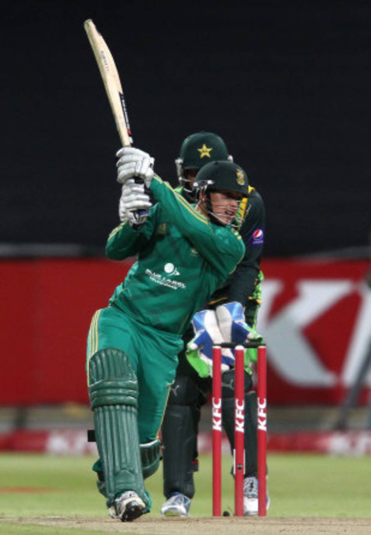 Quinton de Kock flashes hard through the off side, South Africa v Pakistan, 2nd T20I, Cape Town, November 22, 2013 