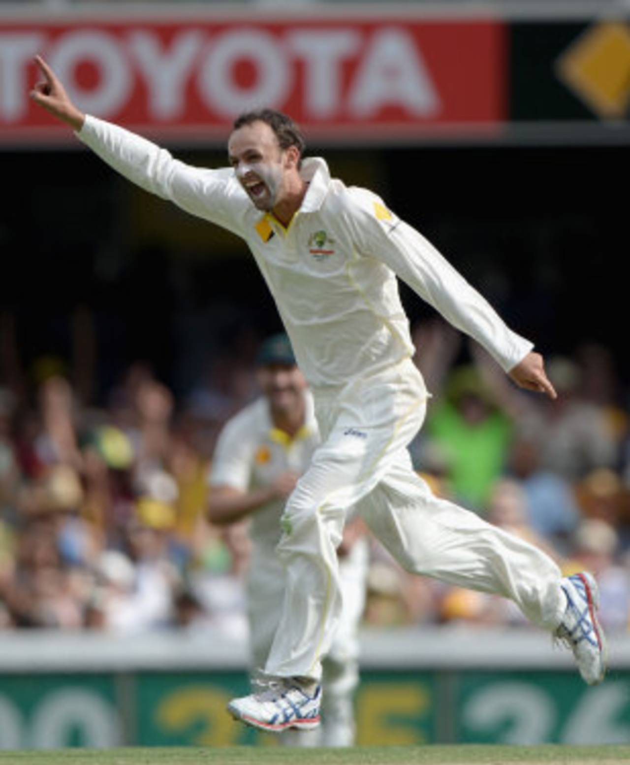 Nathan Lyon celebrates removing Alastair Cook, Australia v England, 1st Test, Brisbane, 4th day, November 24, 2013
