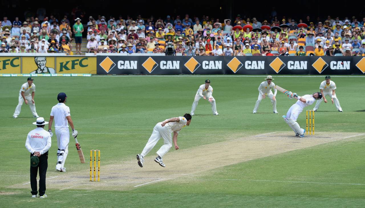 Ian Bell avoids a short ball by Mitchell Johnson, Australia v England, 1st Test, Brisbane, 4th day, November 24, 2013
