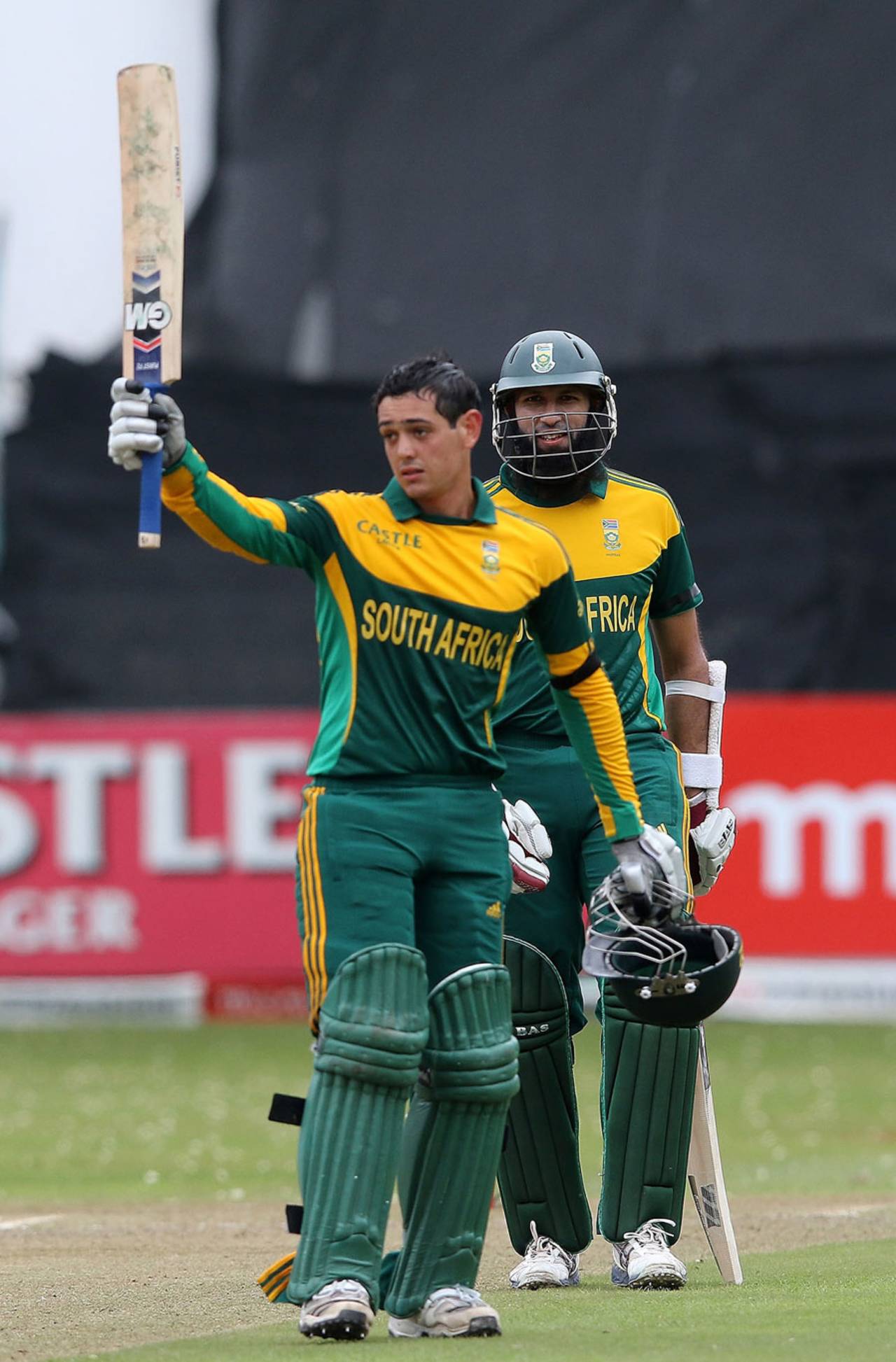 Quinton de Kock notched his second consecutive ODI century, South Africa v India, 2nd ODI, Durban, December 8, 2013