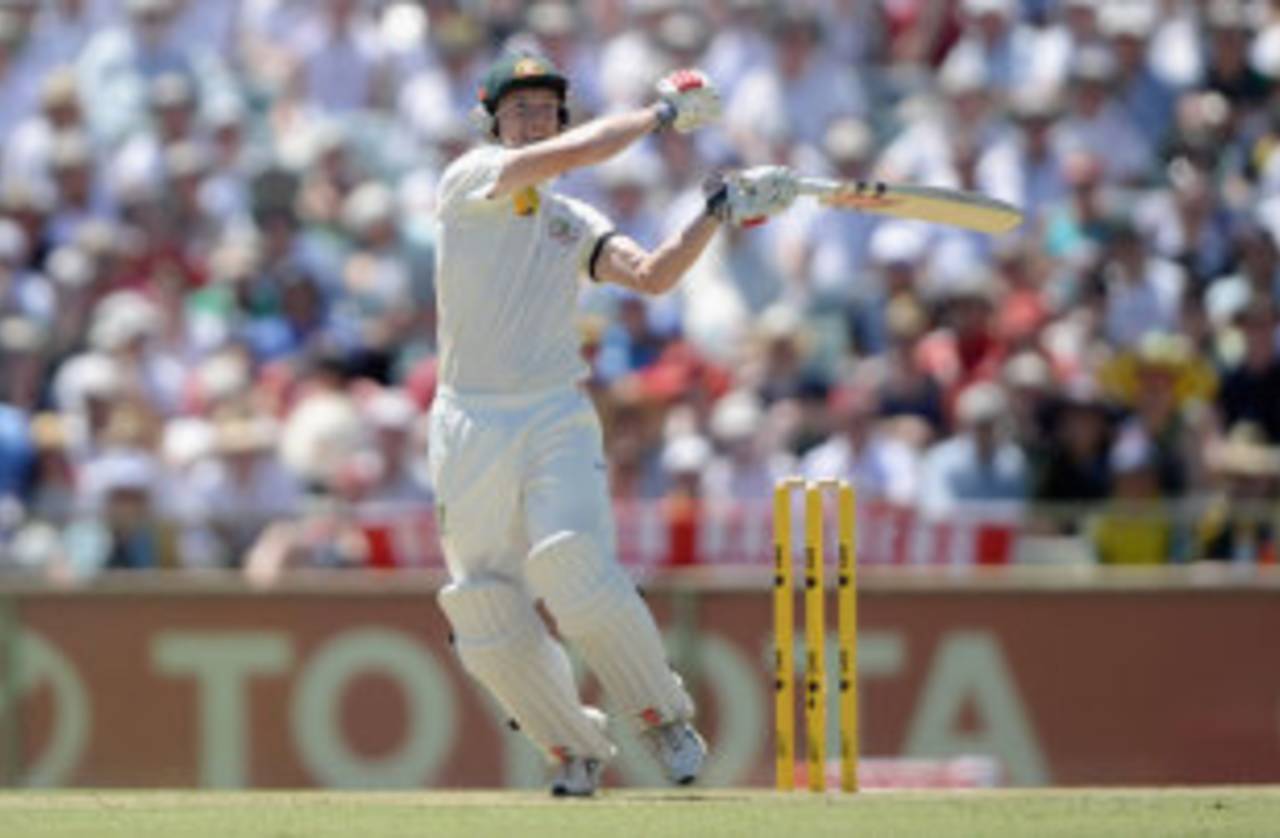 George Bailey lost control of a hook to be caught, Australia v England, 3rd Test, Perth, 1st day, December 13, 2013