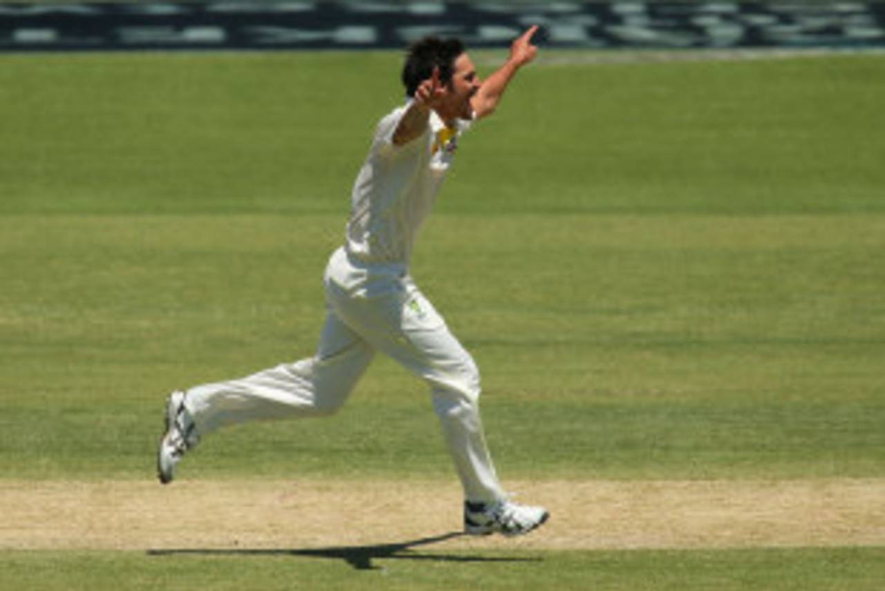 Mitchell Johnson has a mixed record in Tests in South Africa: in 2009 he took 16 wickets at 25, but in 2011-12, his three wickets cost him 85 runs each&nbsp;&nbsp;&bull;&nbsp;&nbsp;Getty Images