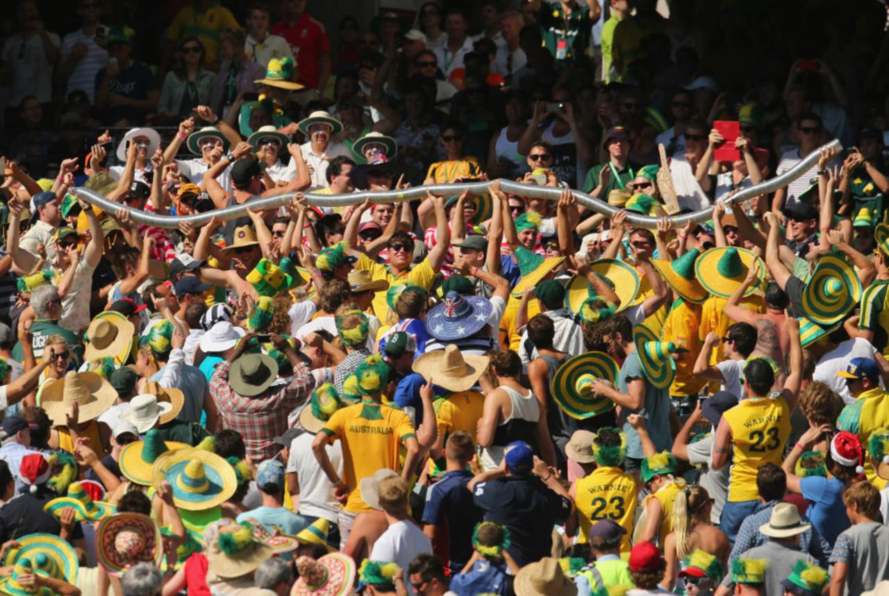 A record crowd enjoyed the opening day, Australia v England, 4th Test, Melbourne, 1st day, December 26, 2013