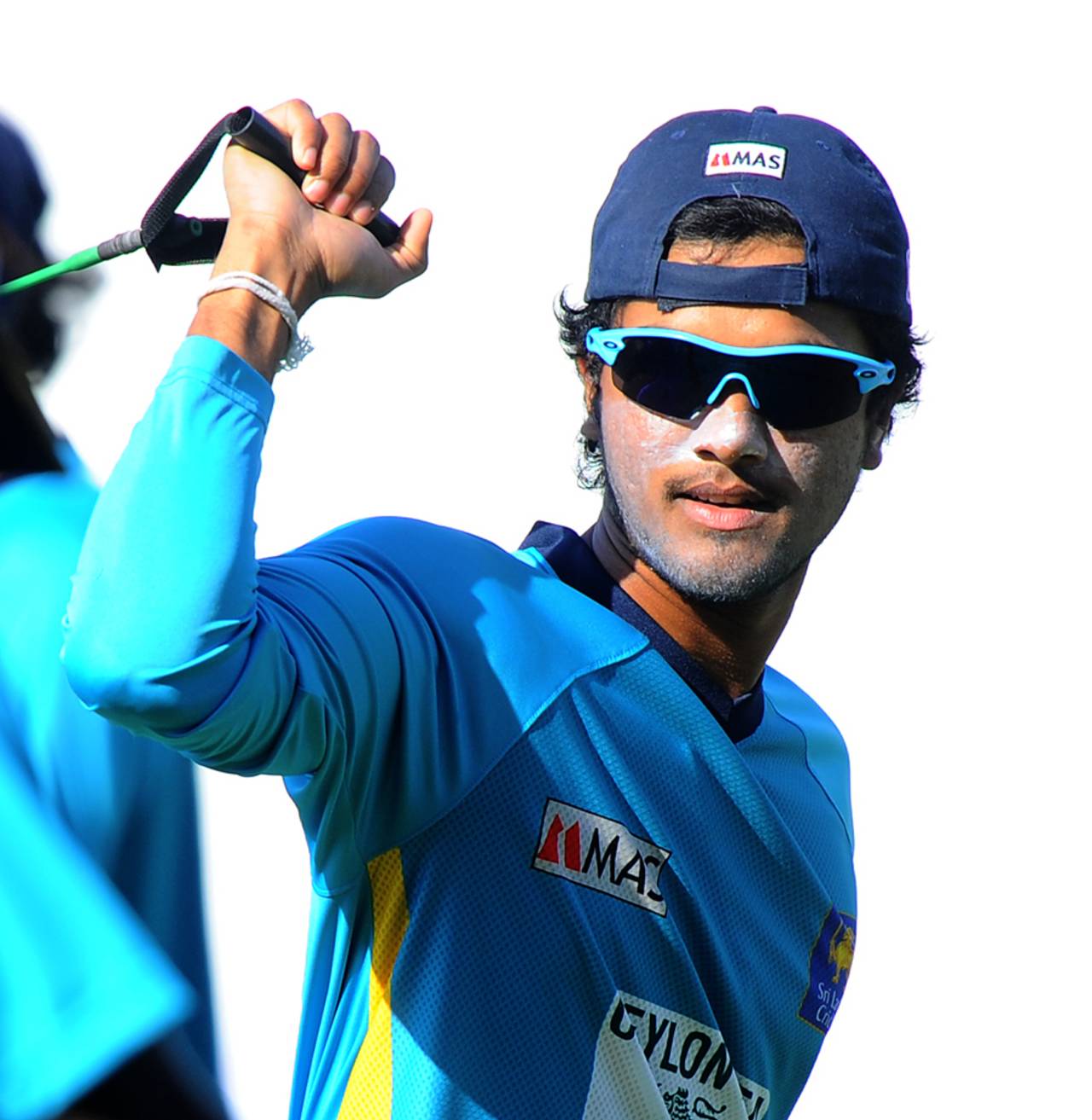 Dinesh Chandimal participates in a training drill, Abu Dhabi, December 30, 2013