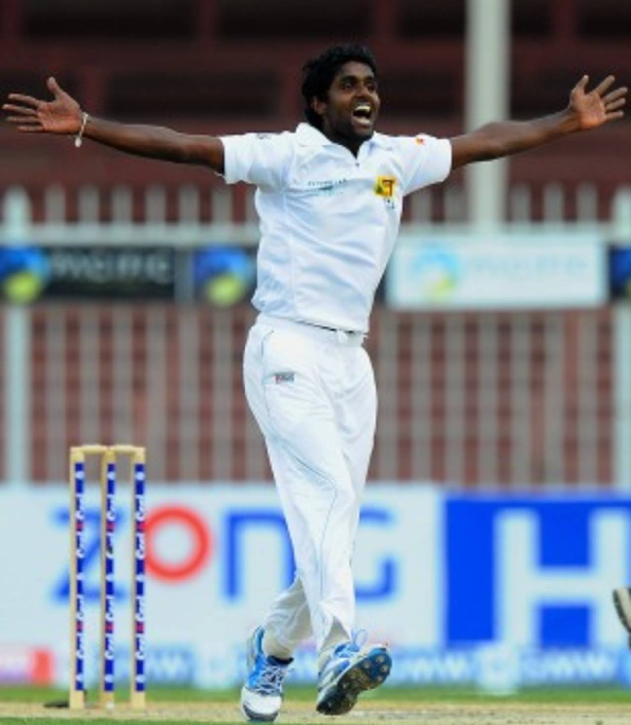 Shaminda Eranga appeals, Pakistan v Sri Lanka, 3rd Test, Sharjah, 4th day, January 19, 2014
