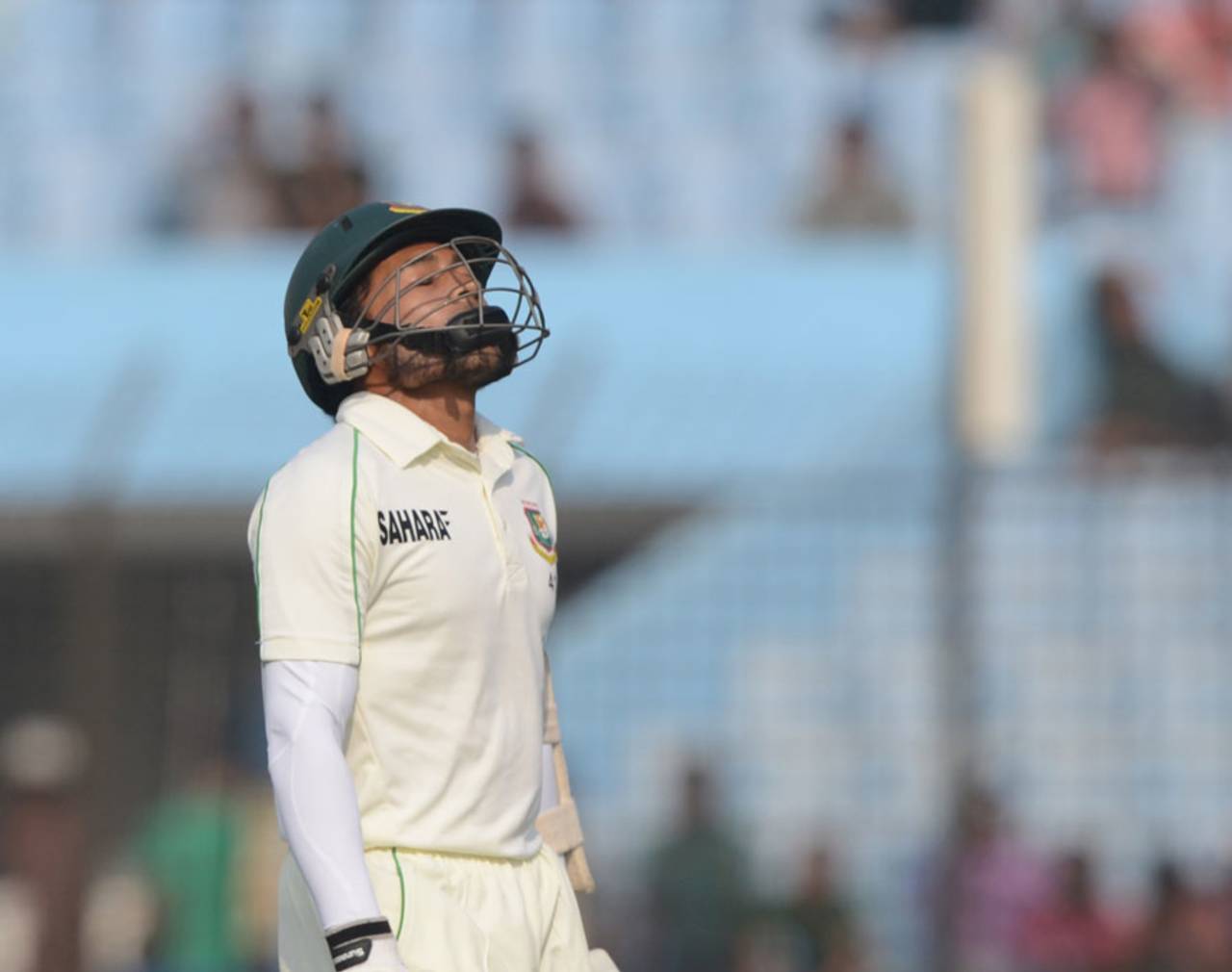 Musfiqur Rahim is distraught after getting out, Bangladesh v Sri Lanka, 2nd Test, Chittagong, 3rd day, February 6, 2014