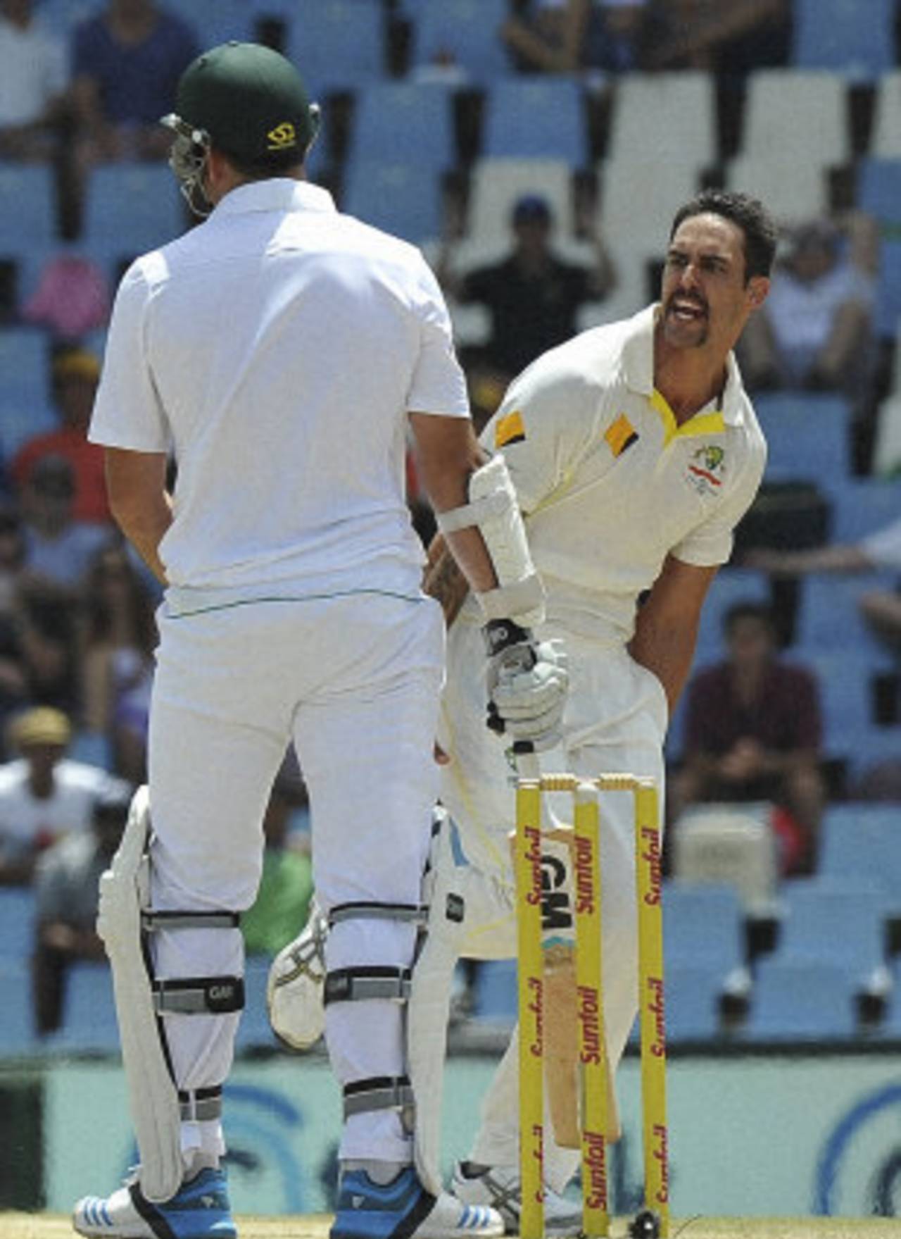 Mitchell Johnson removed Graeme Smith again, but this time it was all about the catch, South Africa v Australia, 1st Test, Centurion, 4th day, February 15, 2014