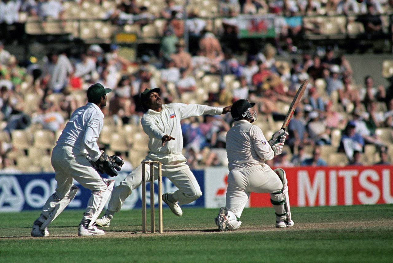 The 1995-96 Sydney Test: Rashid Latif and Ijaz Ahmed look up at batsman Mark Taylor's skier. Pakistan won the Test by 74 runs but lost the series 2-1&nbsp;&nbsp;&bull;&nbsp;&nbsp;Getty Images