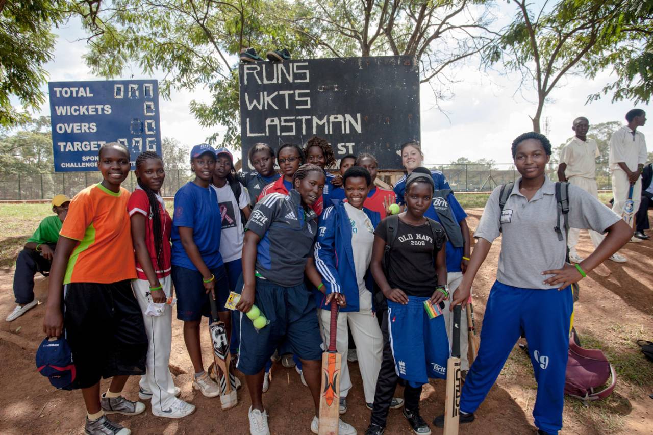 Women cricketers in Rwanda got a coaching session from England international Heather Knight&nbsp;&nbsp;&bull;&nbsp;&nbsp;Martin Kharumwa