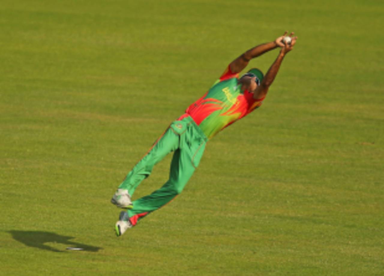 Ziaur Rahman's catch to dismiss Kamran Akmal was one of the few high points of the match for Bangladesh fans&nbsp;&nbsp;&bull;&nbsp;&nbsp;Getty Images