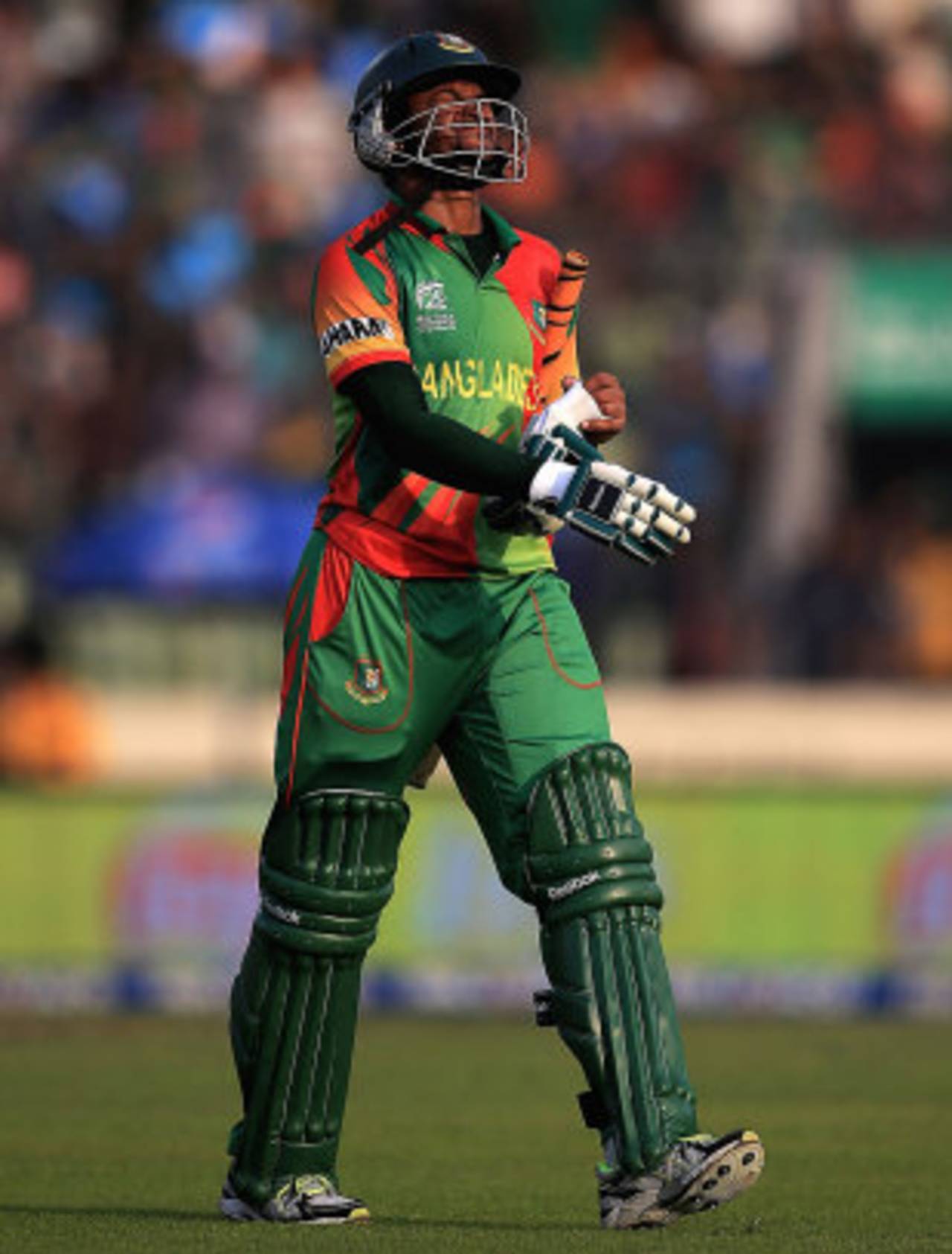 Shakib Al Hasan is disappointed after falling for 66, Bangladesh v Australia, World T20, Group 2, Mirpur, April 1, 2014