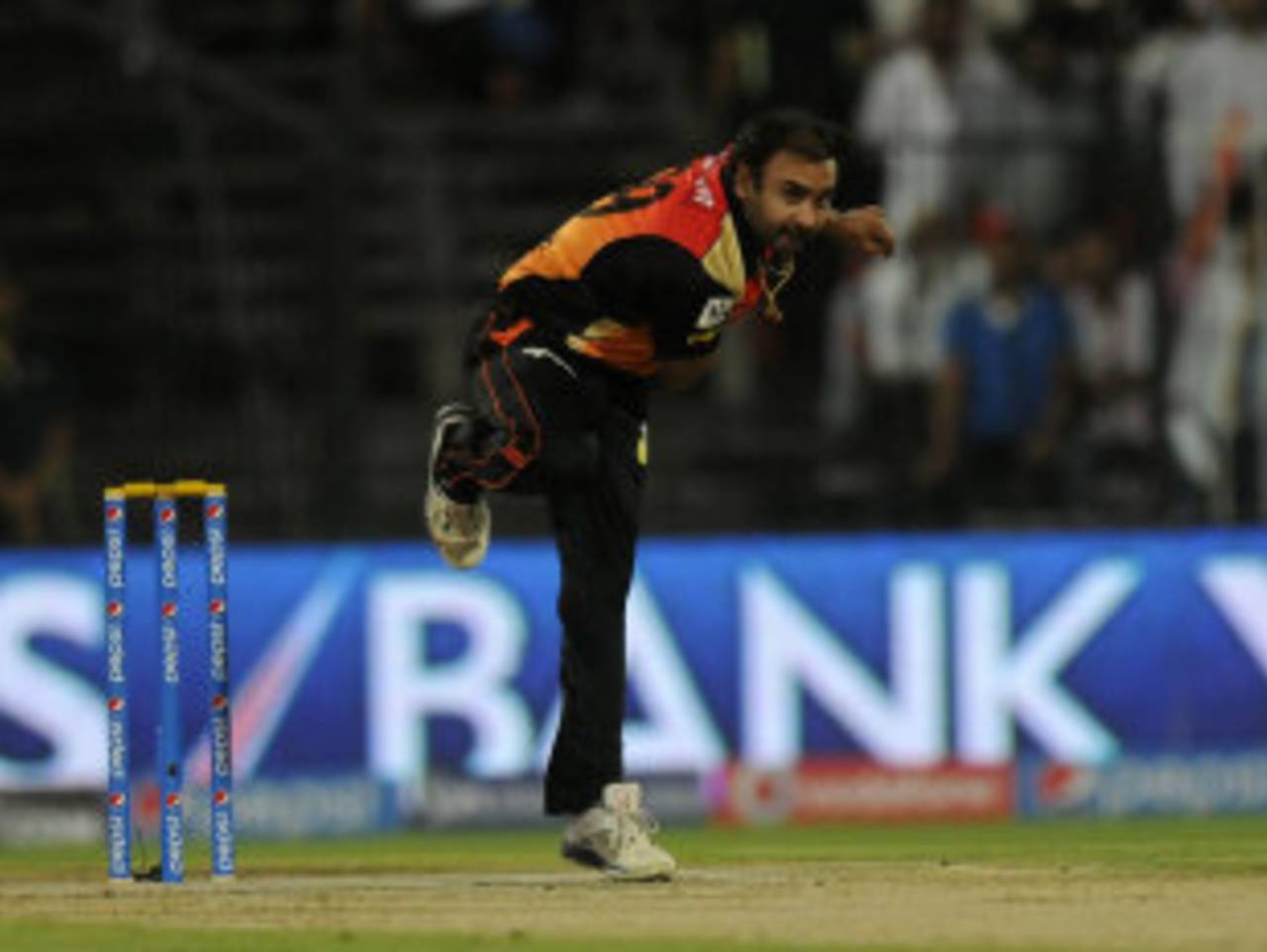 Amit Mishra became the first bowler in the IPL to concede 100 sixes&nbsp;&nbsp;&bull;&nbsp;&nbsp;BCCI