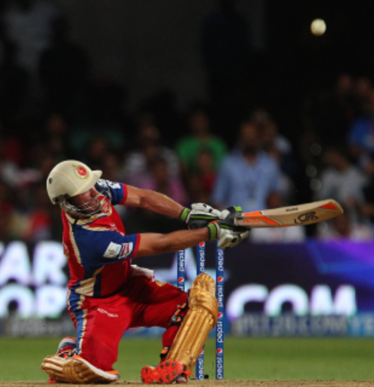Steyn who? AB de Villiers plays an outrageous shot to despatch Dale Steyn to the third tier, Royal Challengers Bangalore v Sunrisers Hyderabad, IPL, Bangalore, May 4, 2014