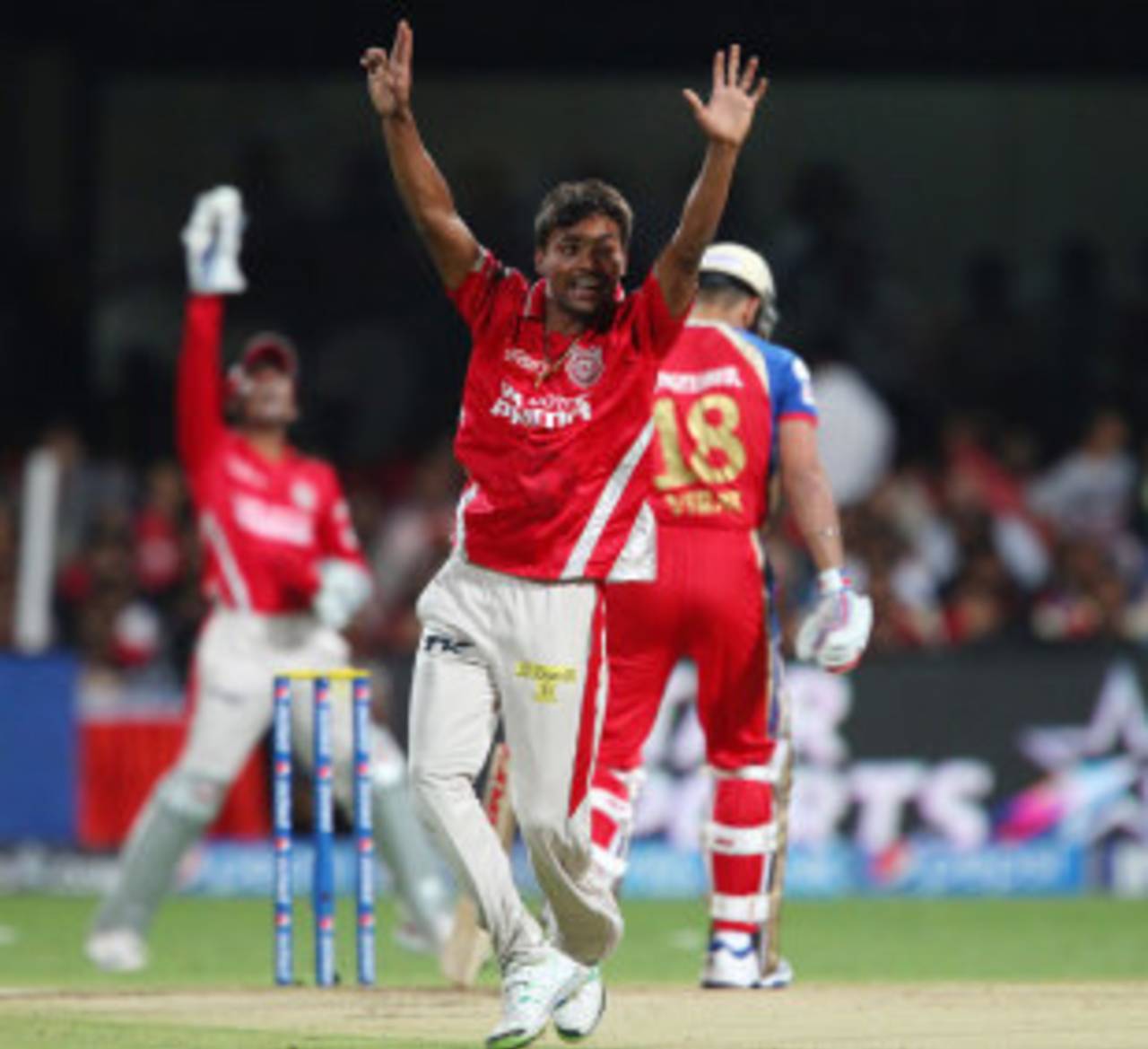 Sandeep Sharma appeals for Virat Kohli's wicket, Royal Challengers Bangalore v Kings XI Punjab, IPL 2014, Bangalore, May 9 2014