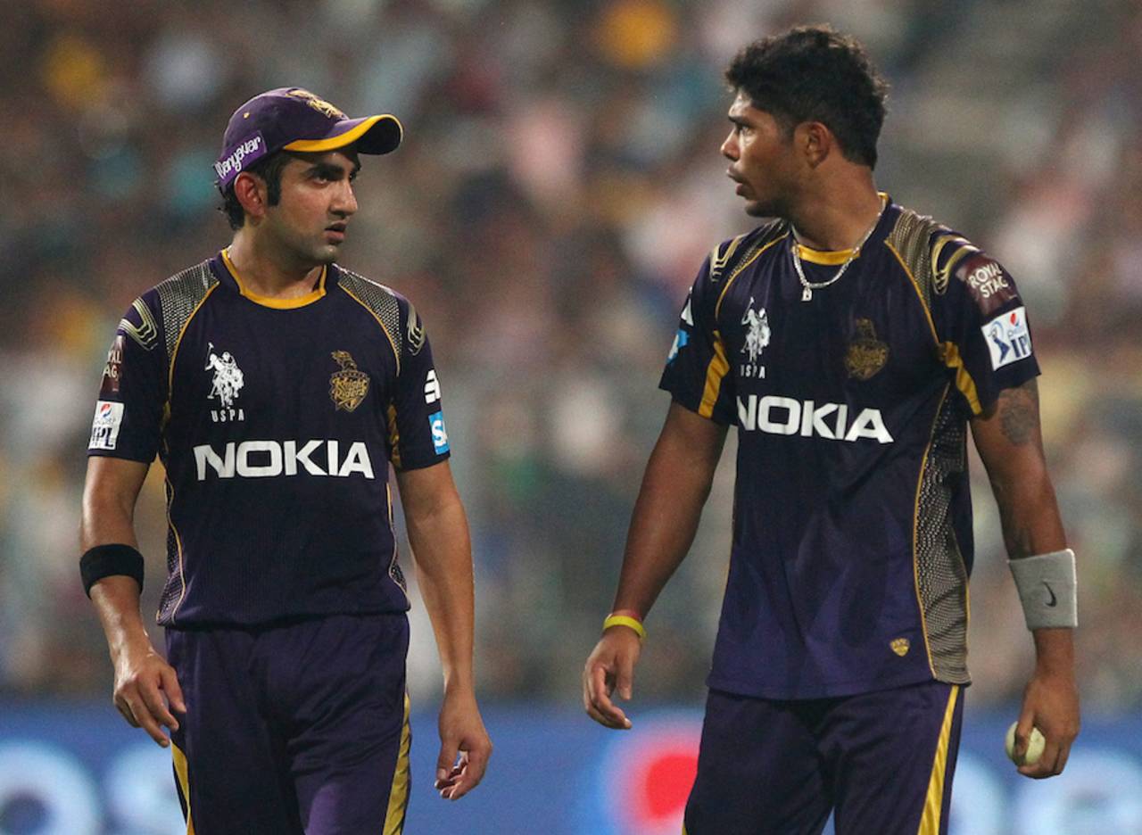 Gautam Gambhir has a word with Umesh Yadav, Kolkata Knight Riders v Chennai Super Kings, IPL 2014, Kolkata, May 20, 2014