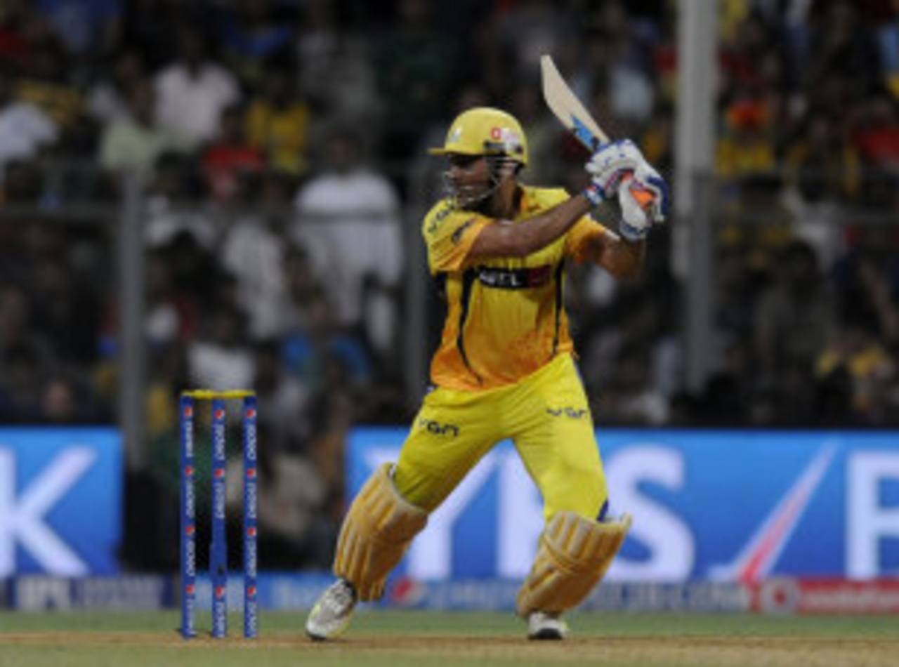 MS Dhoni was faced with too difficult an ask in the final overs, Chennai Super Kings v Kings XI Punjab, IPL, Qualifier 2, Mumbai, May 30, 2014