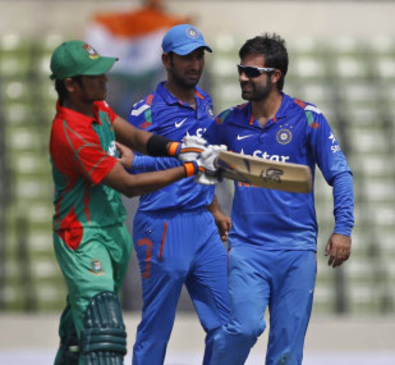 Parvez Rasool finished with 2 for 60, Bangladesh v India, 1st ODI, Mirpur, June 15, 2014