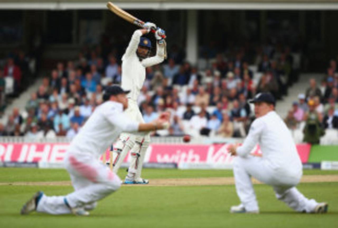 Ishant Sharma was dropped in the slips by Ian Bell, England v India, 5th Investec Test, The Oval, 1st day, August 15, 2014