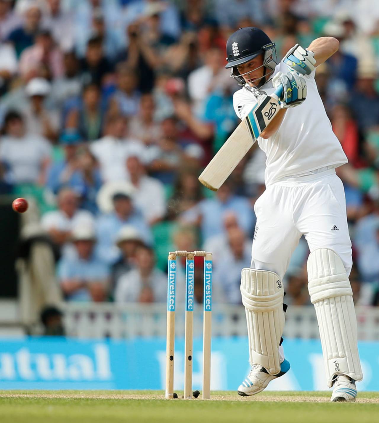 Jos Buttler's strokeplay gave his side a timely boost, England v India, 5th Investec Test, The Oval, 2nd day, August 16, 2014