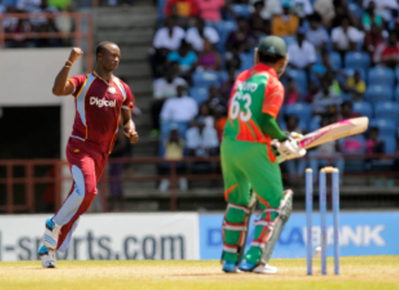 Shamsur Rahman was bowled by Kemar Roach, West Indies v Bangladesh, 2nd ODI, St George's, Grenada, August 22, 2014