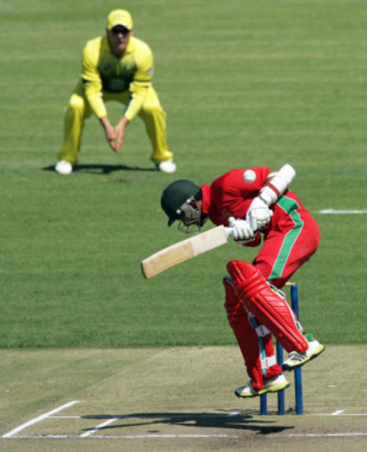 Mitchell Johnson's brutal use of the short ball showed Australia were in no mood to take it easy against Zimbabwe&nbsp;&nbsp;&bull;&nbsp;&nbsp;AFP