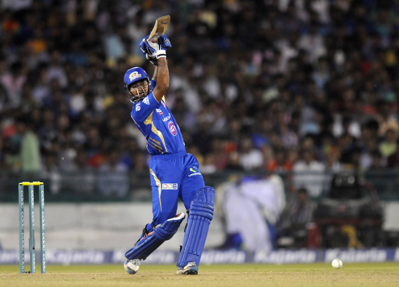 Aditya Tare struck two fours and two sixes, Mumbai Indians v Lahore Lions, CLT20 qualifier, Raipur, September 13, 2014