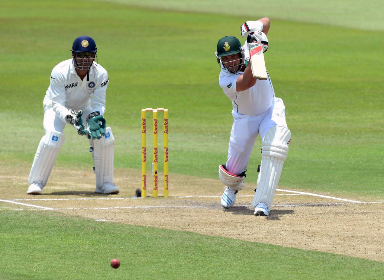 Jacques Kallis drives for four, South Africa v India, 2nd Test, Durban, 3rd day, December 28, 2013