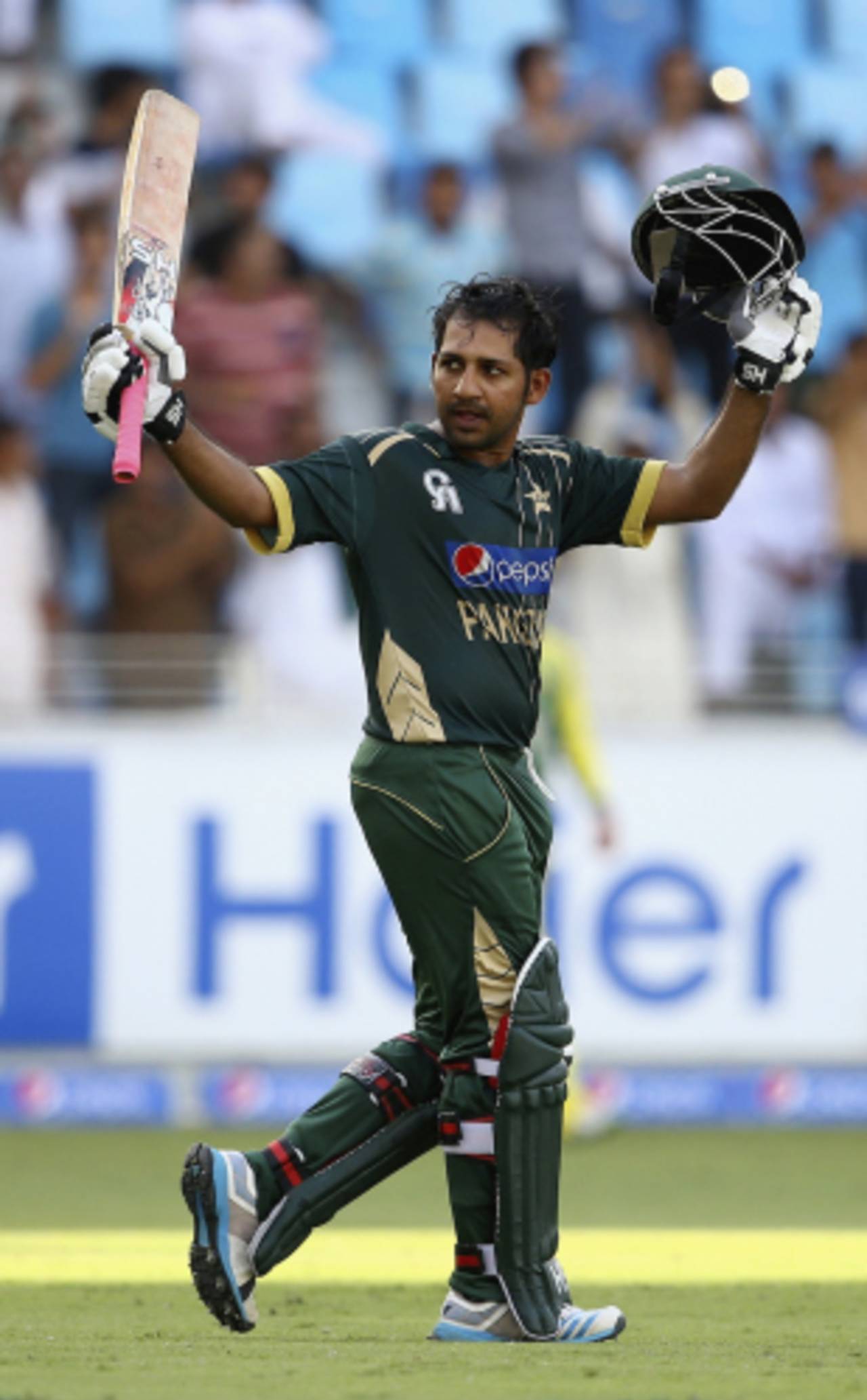 Sarfraz Ahmed celebrates his maiden ODI fifty, Pakistan v Australia, 2nd ODI, Dubai, October 10, 2014