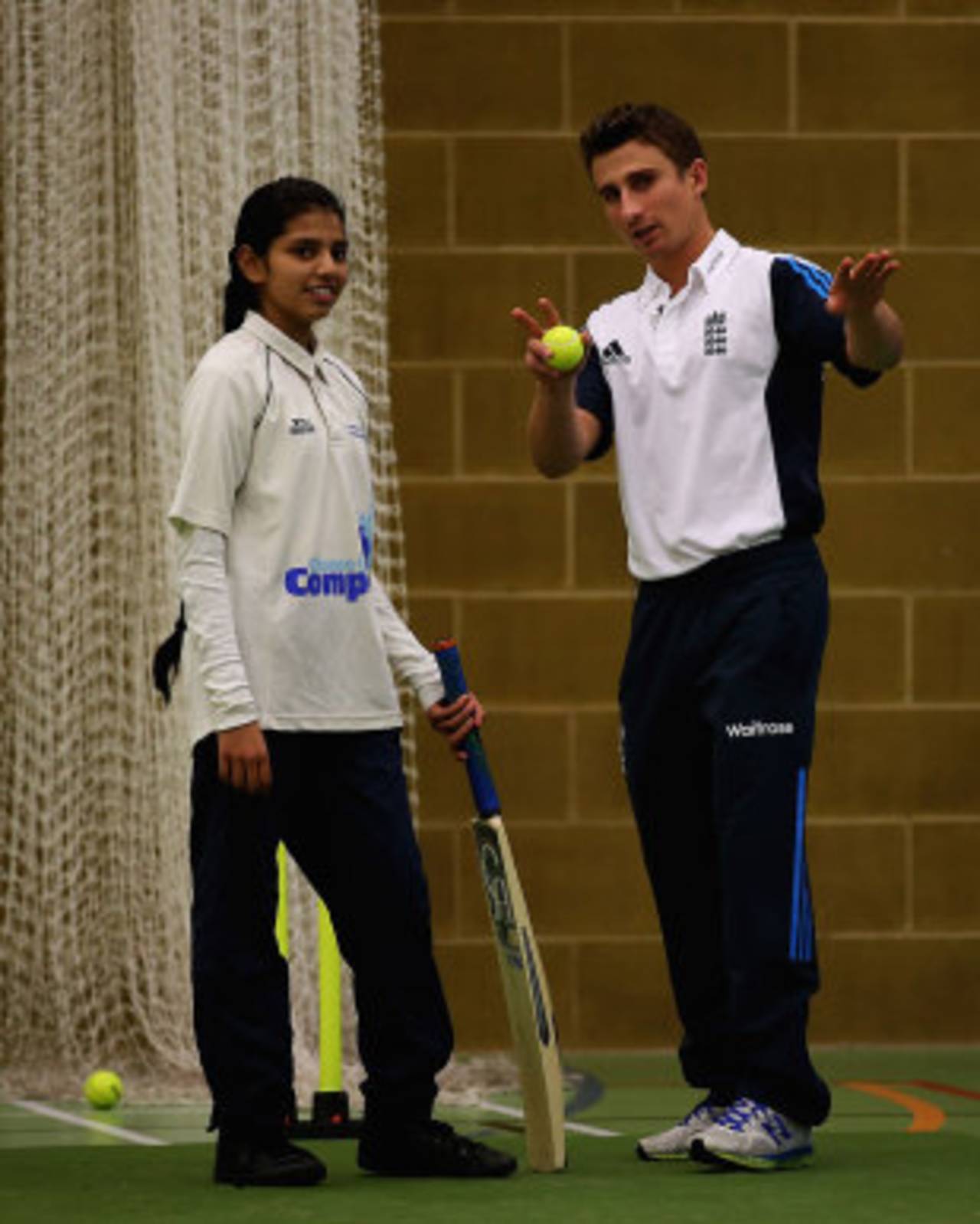 James Taylor offers his advice at the new cricket facility in Leicester&nbsp;&nbsp;&bull;&nbsp;&nbsp;Getty Images