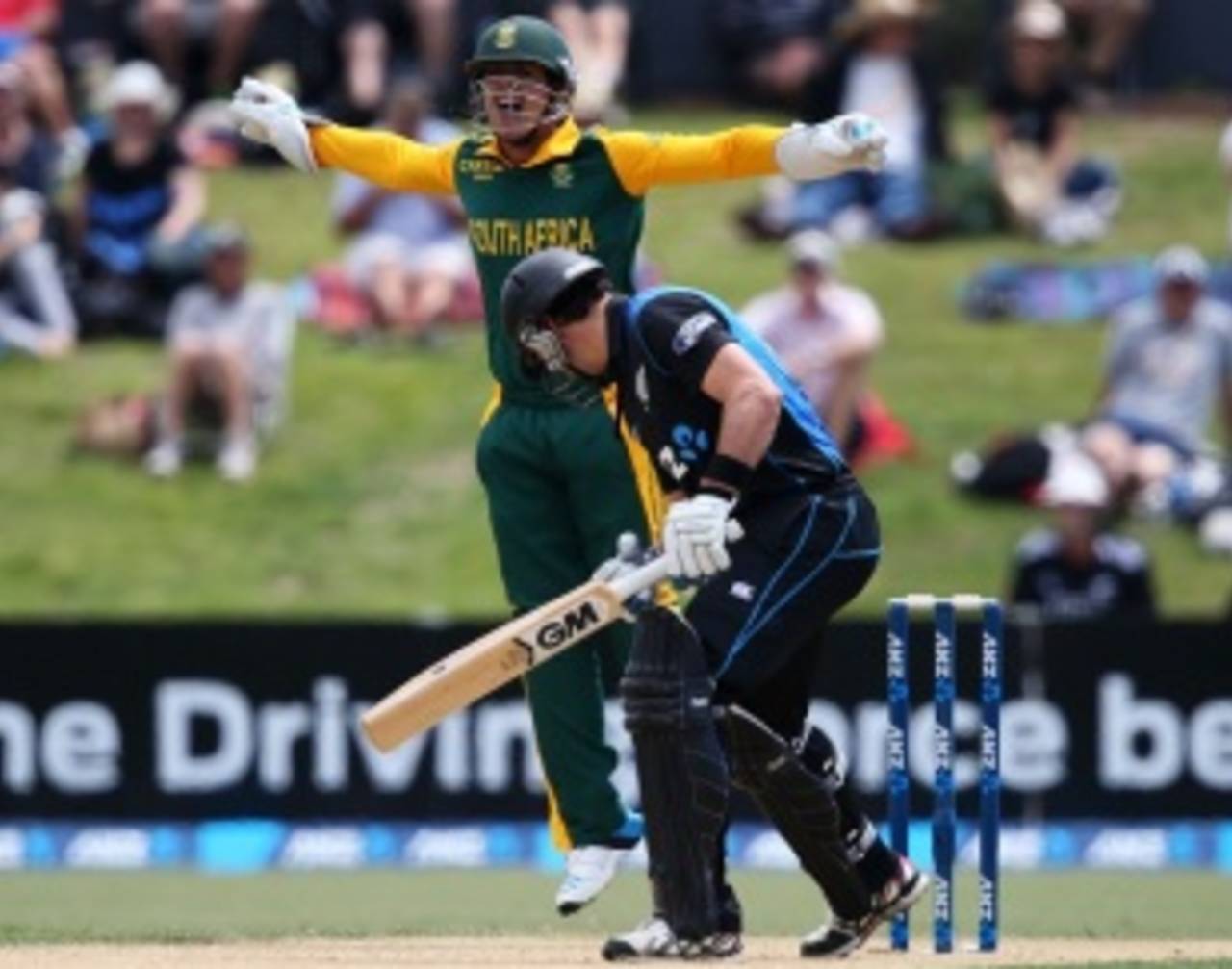 Quinton de Kock equalled a record six dismissals, New Zealand v South Africa, 1st ODI, Mount Maunganui, October 21, 2014